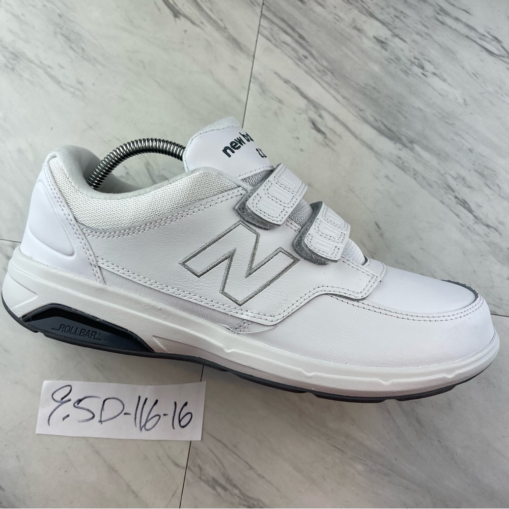 New Balance Men's 813 MW813HWT White Casual Shoes Hook And Loop Size 9.5 D